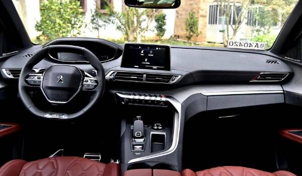 1.8T發(fā)動機綜合油耗6.2l 東風標致4008值得買嗎