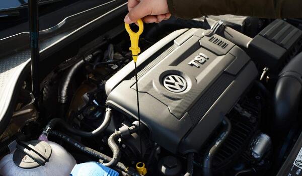 粘性好凝固點(diǎn)低沸點(diǎn)高是基本要求 剎車油多長(zhǎng)時(shí)間更換一次