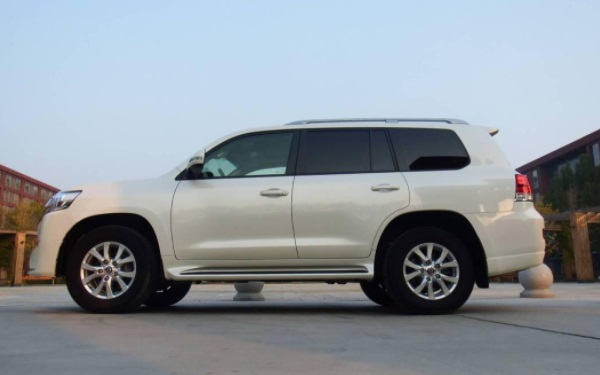 蘭德酷路澤4.0vx測(cè)評(píng) 蘭德酷路澤這款車怎么樣