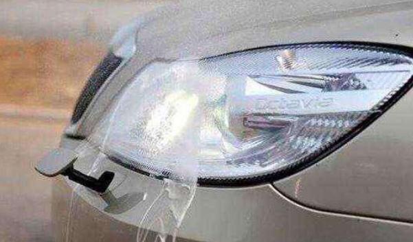 什么是大燈清洗裝置，實(shí)用方便成本低（方便快捷）