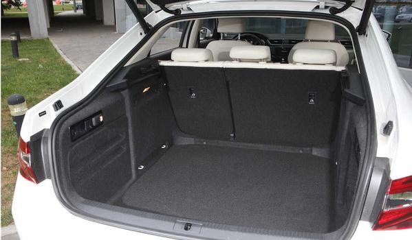 什么是電動(dòng)后備廂，智能化的簡(jiǎn)單（開(kāi)啟和關(guān)閉都隨心所欲）