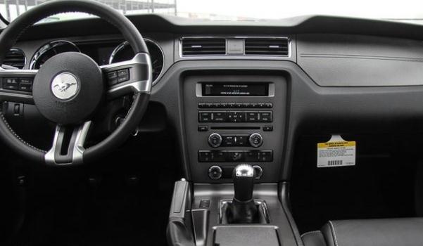 野馬眼鏡蛇多少錢，野性十足（超級跑車速度飛揚）