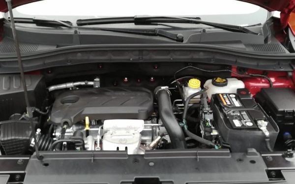 榮威rx31.6發(fā)動(dòng)機(jī)怎么樣 榮威rx3發(fā)動(dòng)機(jī)是國(guó)產(chǎn)嗎