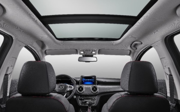 北汽紳寶x55多少錢 指導(dǎo)價(jià)7.68-11.98萬