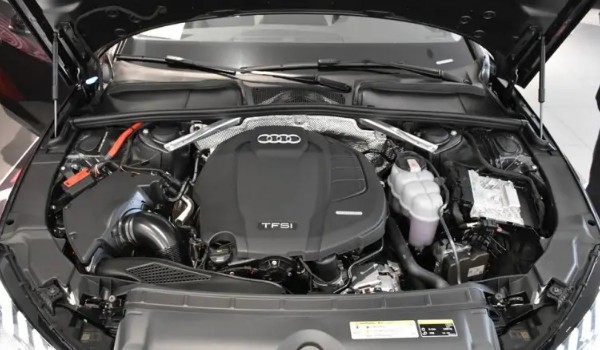 奧迪a4l什么發(fā)動機(jī)型號 2.0T直列四缸渦輪增壓發(fā)動機(jī)