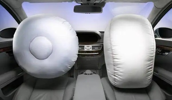 問界m5有幾個(gè)氣囊 采用了6個(gè)安全氣囊(壽命10年以上)