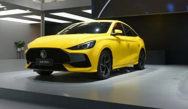 名爵5油耗多少真實油耗 百公里油耗7L（一公里油耗7毛左右）