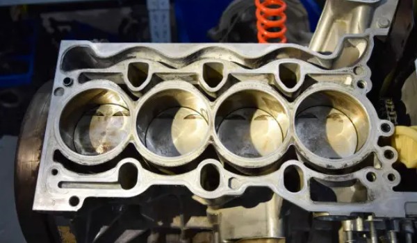 哈弗h6發(fā)動(dòng)機(jī)怎么樣 動(dòng)力十分強(qiáng)勁(搭載兩款發(fā)動(dòng)機(jī))