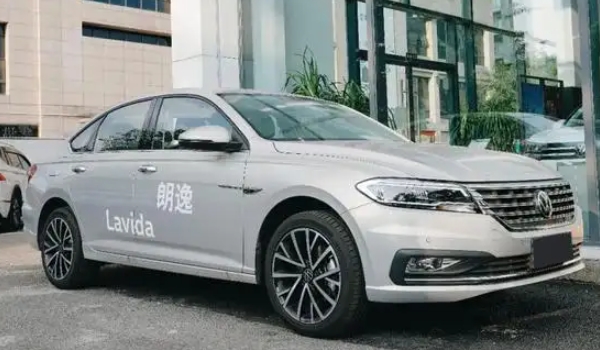 大眾朗逸輪胎型號(hào)是多少 采用三種輪胎型號(hào)（更換年限三年或六萬公里）