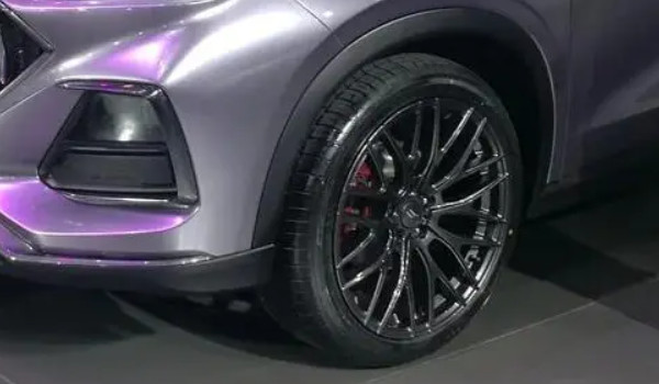 長(zhǎng)安歐尚x5輪轂尺寸多少 歐尚x5輪轂尺寸為18英寸