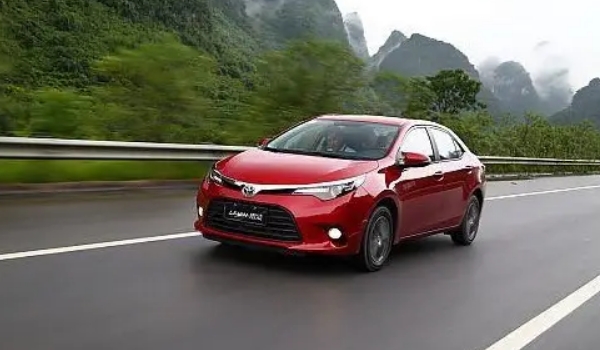 豐田雷凌性能怎么樣 主被動安全裝備高級豐富（乘儲空間寬敞）