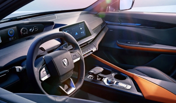 長安uni-v是什么變速箱 僅有一種變速箱搭配(7擋濕式雙離合)