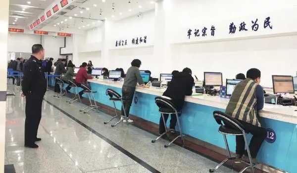 c1駕駛證6年到期怎么換 可以提前/推遲多久更換（九十天/三個月）