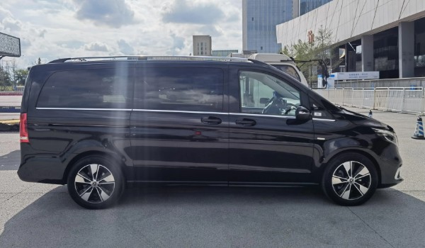 v級奔馳商務車報價 2021最新款奔馳v級售價46萬元