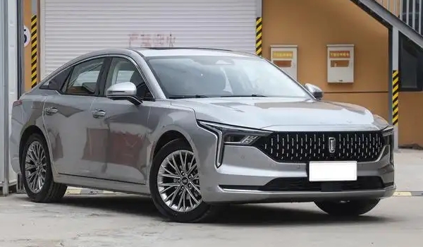 奔騰b70二手車(chē)價(jià)格，市場(chǎng)最低成交價(jià)不到1萬(wàn)