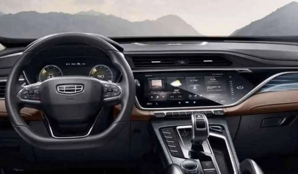 長安cs55plus和吉利博越哪個(gè)好 吉利博越配置豐富(車身長達(dá)4.5米)