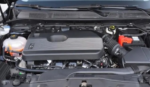 林肯冒險家的發(fā)動機(jī)是哪里生產(chǎn)的 長安生產(chǎn)的2.0T渦輪增壓發(fā)動機(jī)