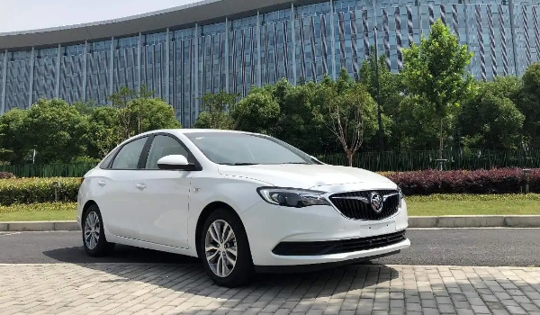 別克英朗油耗怎么樣，實(shí)測(cè)百公里油耗6L（搭載1.5L和1.3T兩款發(fā)動(dòng)機(jī)）