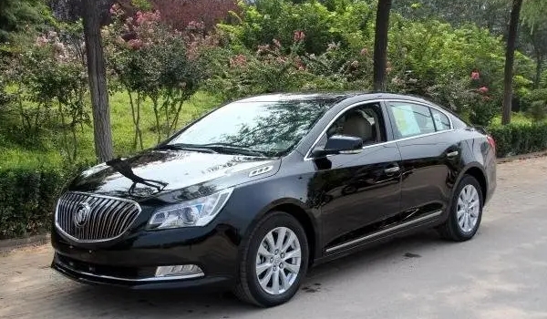 君越二手車報價，市場最低成交價僅1萬（保值率水平中等偏上）