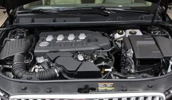 別克君越油耗高嗎，百公里油耗實(shí)測(cè)8L（搭載1.5T和2.0T兩款發(fā)動(dòng)機(jī)）