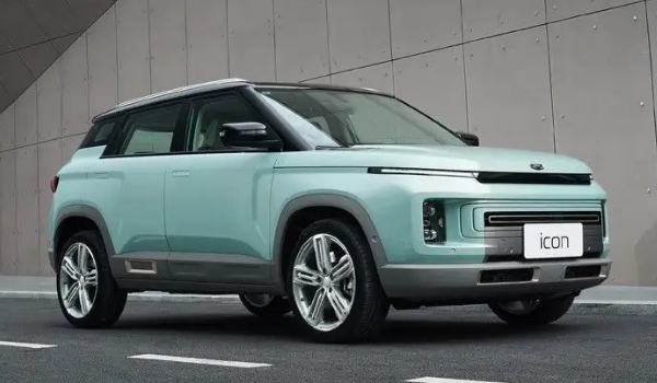 吉利icon二手多少錢，最新二手車成交價7萬