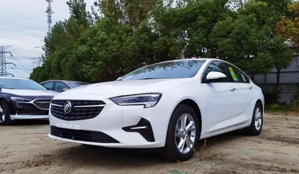 君威油耗實際多少，實測百公里油耗8L起（搭載1.5T和2.0T兩款發(fā)動機）