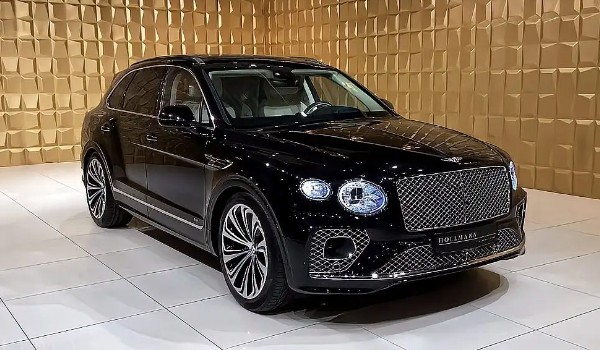 賓利添越混動(dòng)219萬交多少稅 繳納交購置稅19萬(添越落地263萬)