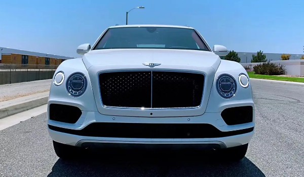 賓利添越混動(dòng)219萬交多少稅 繳納交購置稅19萬(添越落地263萬)