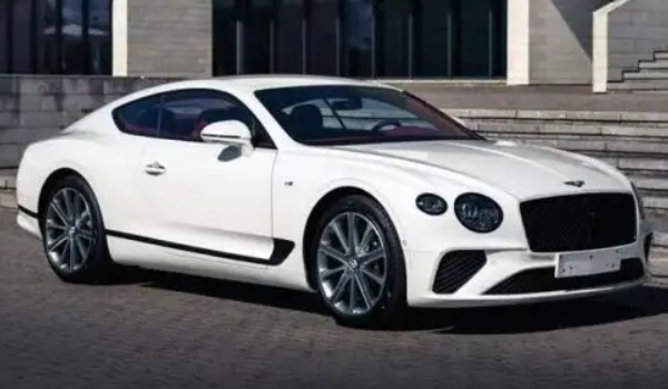 賓利歐陸gt選裝價格表，市場最新2022款報價305萬起