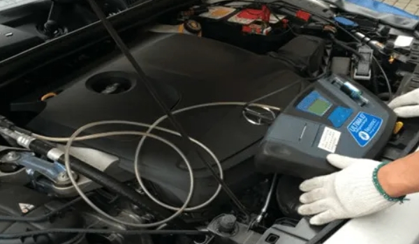 汽車空調(diào)有風(fēng)但不制冷，四個原因三種解決方案