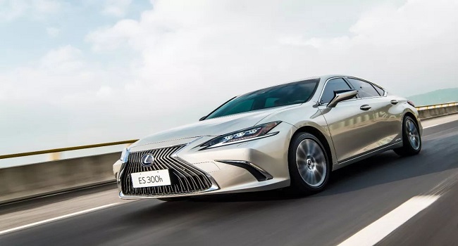 雷克薩斯es300h新款價格，一分錢一分貨