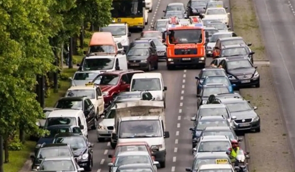 闖紅燈幾天可以查到違章信息，一般2-5個(gè)工作日（最晚不超過13個(gè)工作日）