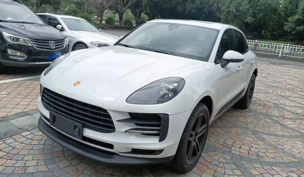 二手保時(shí)捷macan多少錢(qián)，市場(chǎng)最低成交價(jià)26萬(wàn)起