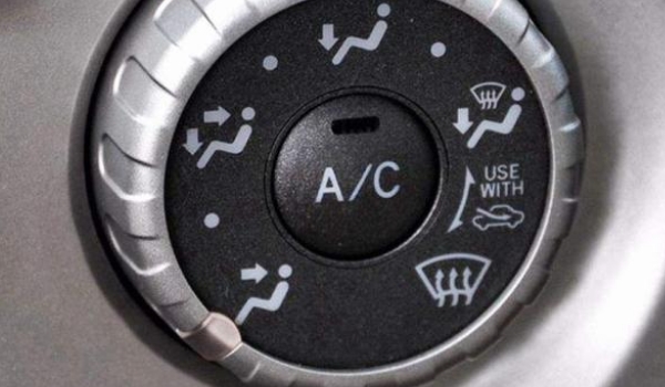 ac是什么意思車上的，車載空調(diào)的制冷開關(guān)