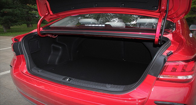 北汽eu5r500網(wǎng)約車版價(jià)格，純電動(dòng)經(jīng)濟(jì)實(shí)惠網(wǎng)約車首選