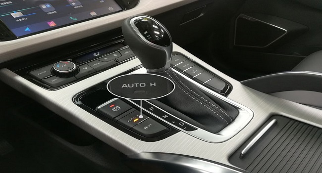 autohold什么意思車上的什么按鈕，適合新手駕駛的實(shí)用功能