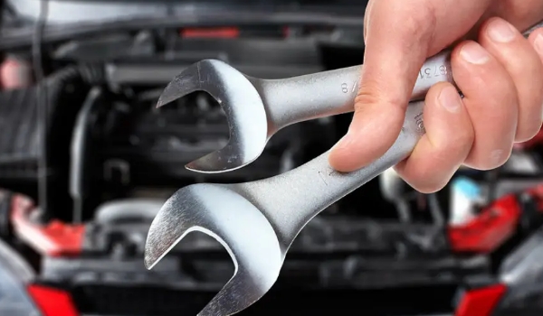 車(chē)保養(yǎng)一般都保養(yǎng)什么，小保養(yǎng)項(xiàng)目較少價(jià)格更低