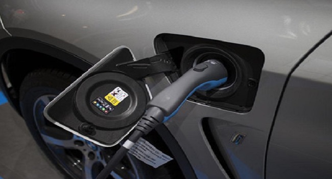 混動(dòng)和插電混動(dòng)的區(qū)別，推薦插電式混動(dòng)車(chē)型