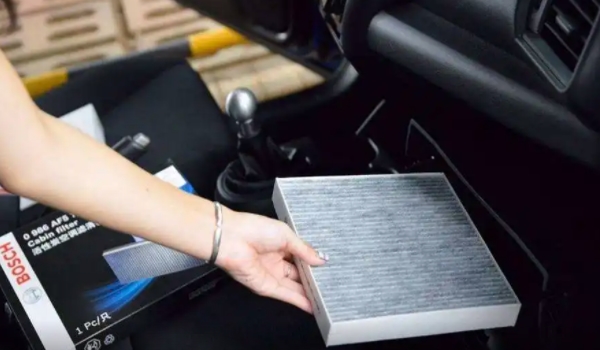 汽車空調(diào)怎么使用正確方法 操作十分的簡(jiǎn)單（夏季常用功能）