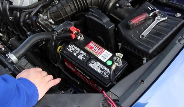 汽車蓄電池幾年換一次，新車保質(zhì)期三年或10萬(wàn)多公里