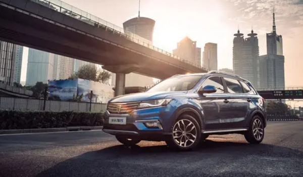 榮威rx5自動擋價格，2022最新款報價9萬起