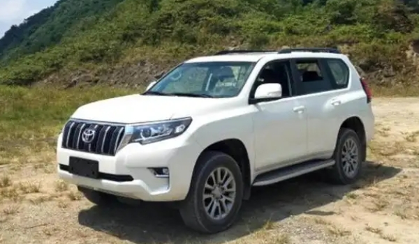 豐田霸道2022全新款價格圖片，國內(nèi)市場早已停售（二手車報價45萬起）