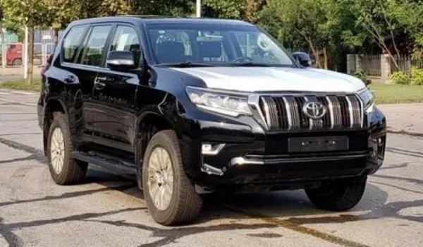 豐田霸道2022全新款價格圖片，國內(nèi)市場早已停售（二手車報價45萬起）