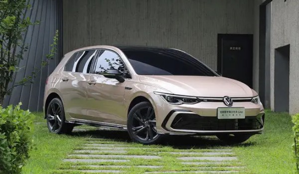 大眾高爾夫油耗怎么看 通過(guò)儀表盤查看(也可以自己測(cè)試)