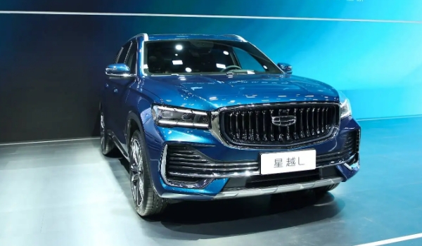 吉利星越l2022款報(bào)價(jià)及圖片，市場(chǎng)報(bào)價(jià)13萬(wàn)起（全款落地最低15萬(wàn)）