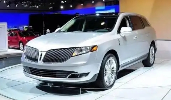 林肯車(chē)屬于什么檔次，國(guó)內(nèi)二線豪華汽車(chē)
