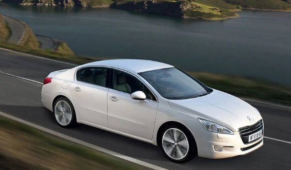 標(biāo)致車跟大眾誰耐用 都十分耐用(根據(jù)車主評判而定)