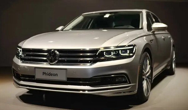 大眾輝昂怎么樣值得買嗎 車身長達(dá)5米(搭載2.0T發(fā)動(dòng)機(jī))