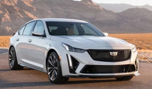 凱迪拉克ct5二手車報(bào)價(jià)，市場報(bào)價(jià)19萬起（第三年保值率57%）