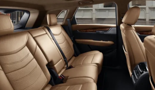 凱迪拉克xt5怎么樣值得買嗎，搭載2.0T+9AT動力組成（乘駕體驗舒適）